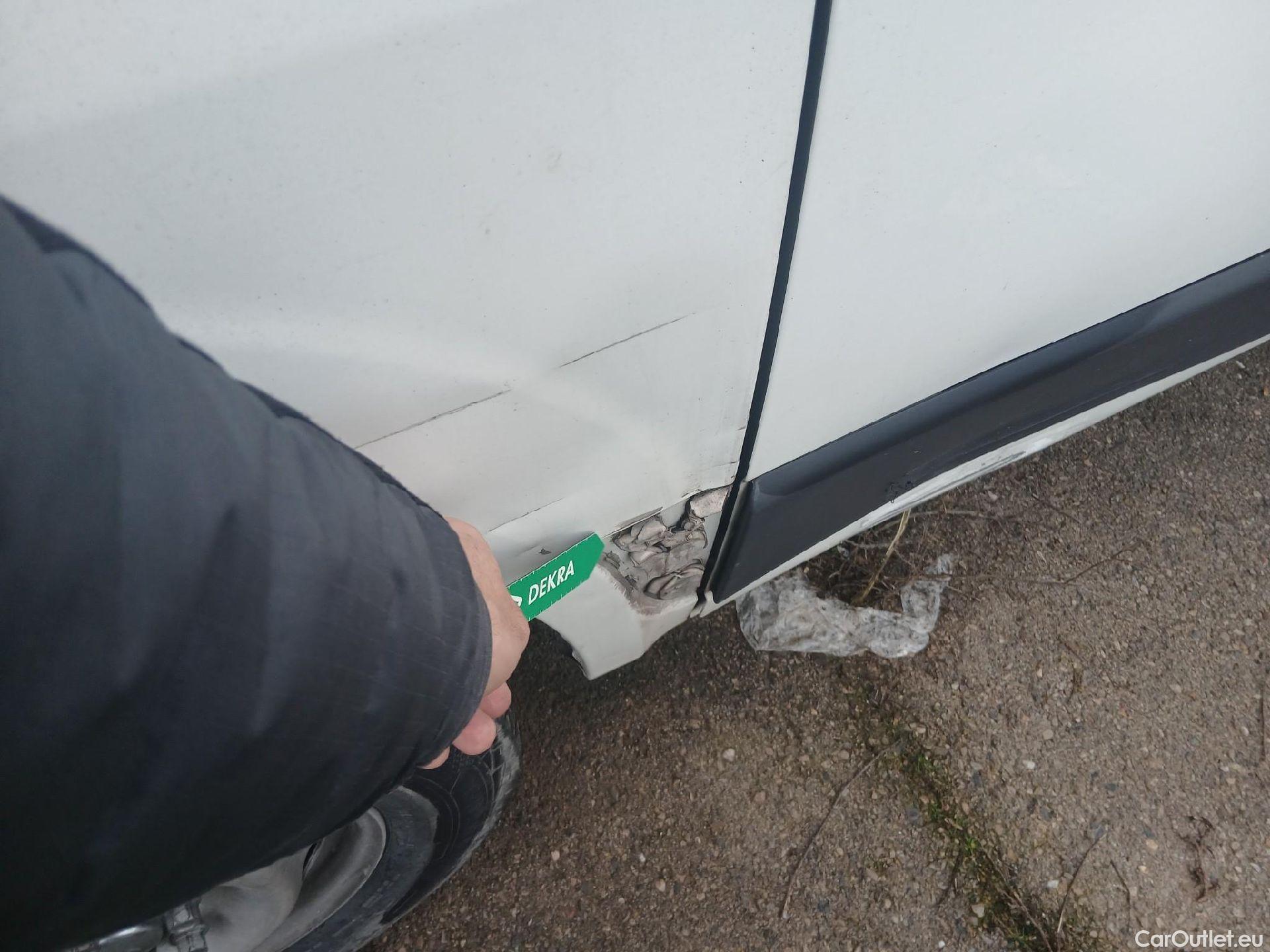  Peugeot  Boxer PEUGEOT  / 2014 / 4P / combi Combi 5/9 Pl 330 L1H1 BlueHDi 88KW (120) #30