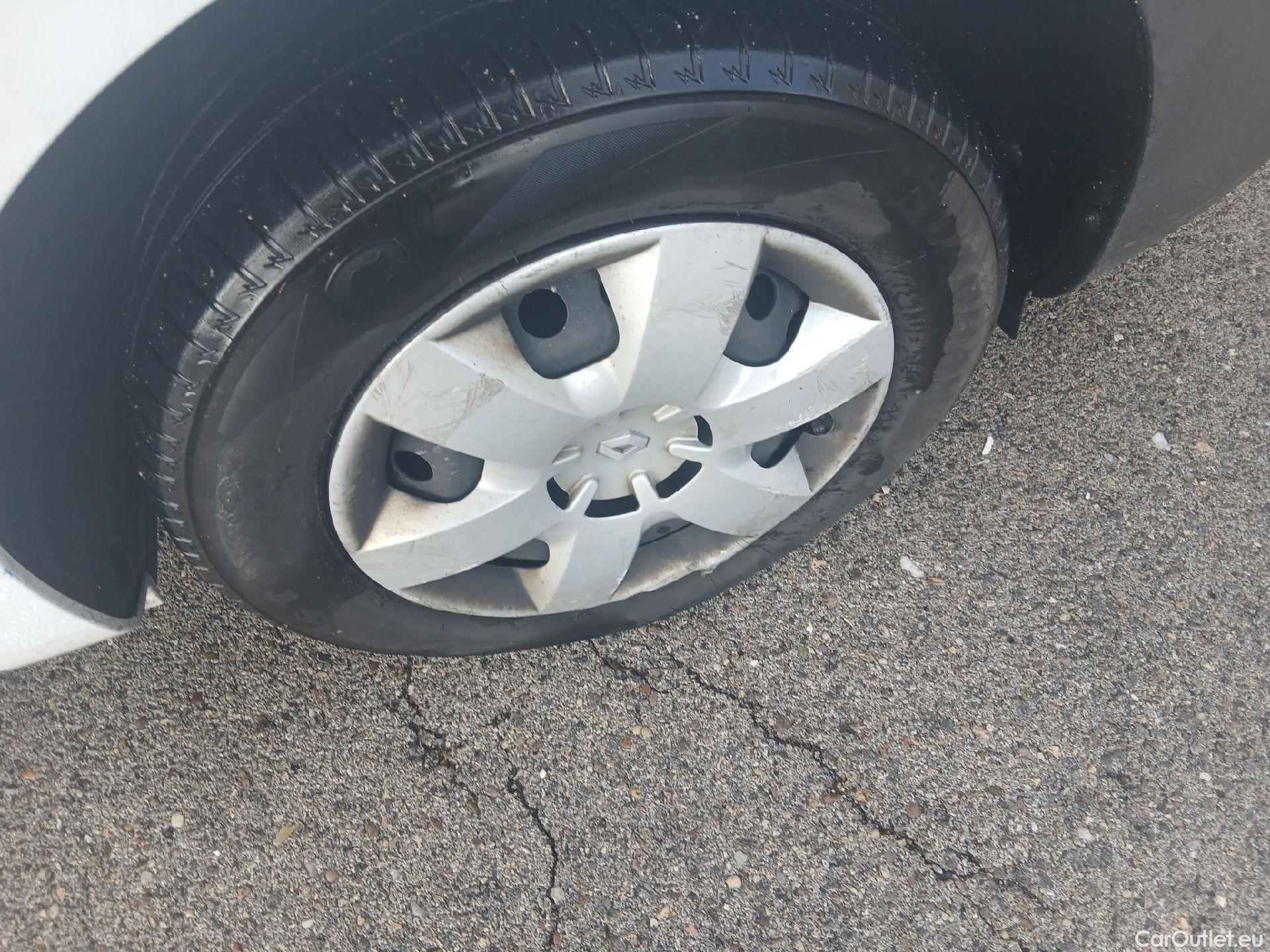  Renault  Kangoo RENAULT  Combi / 2013 / 4P / combi Profesional M1-AF Blue dCi 70 kW (95 CV) #33