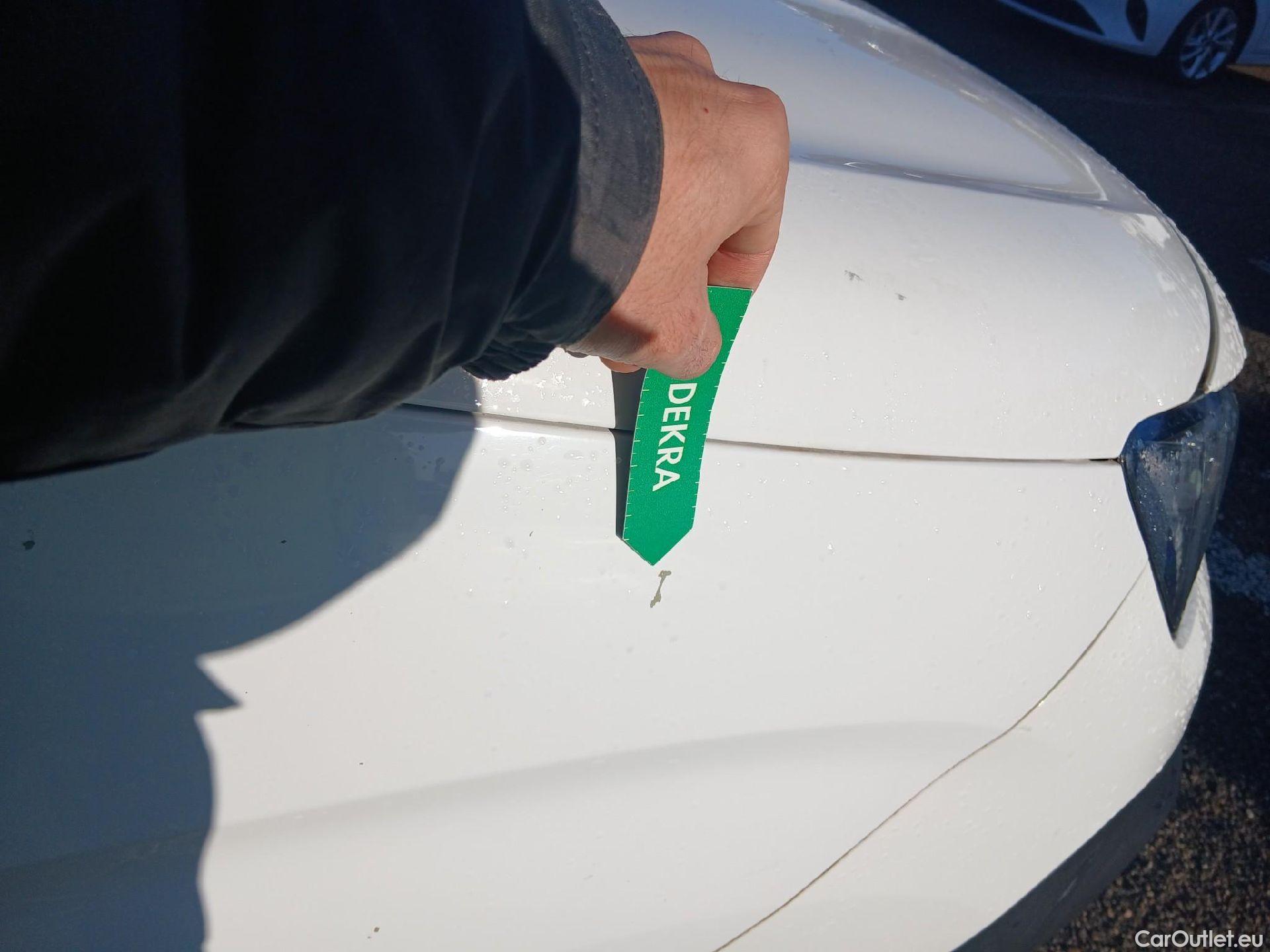  Peugeot  Partner PEUGEOT  / 2018 / 3P / furgón derivado de turismo Pro Standard 600kg BlueHDi 73kW (CX) #34