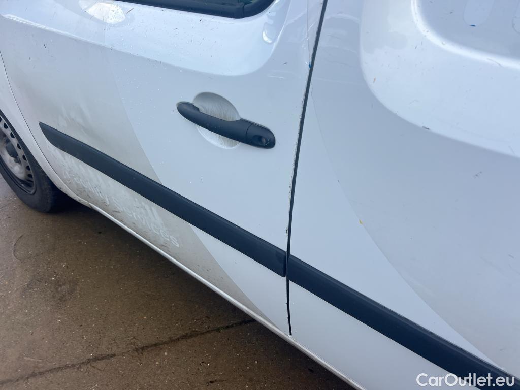  Renault  Kangoo RENAULT  Furgón/2013/3P/furgón derivado de turismo Profesional Blue dCi 59 kW (80CV) #17