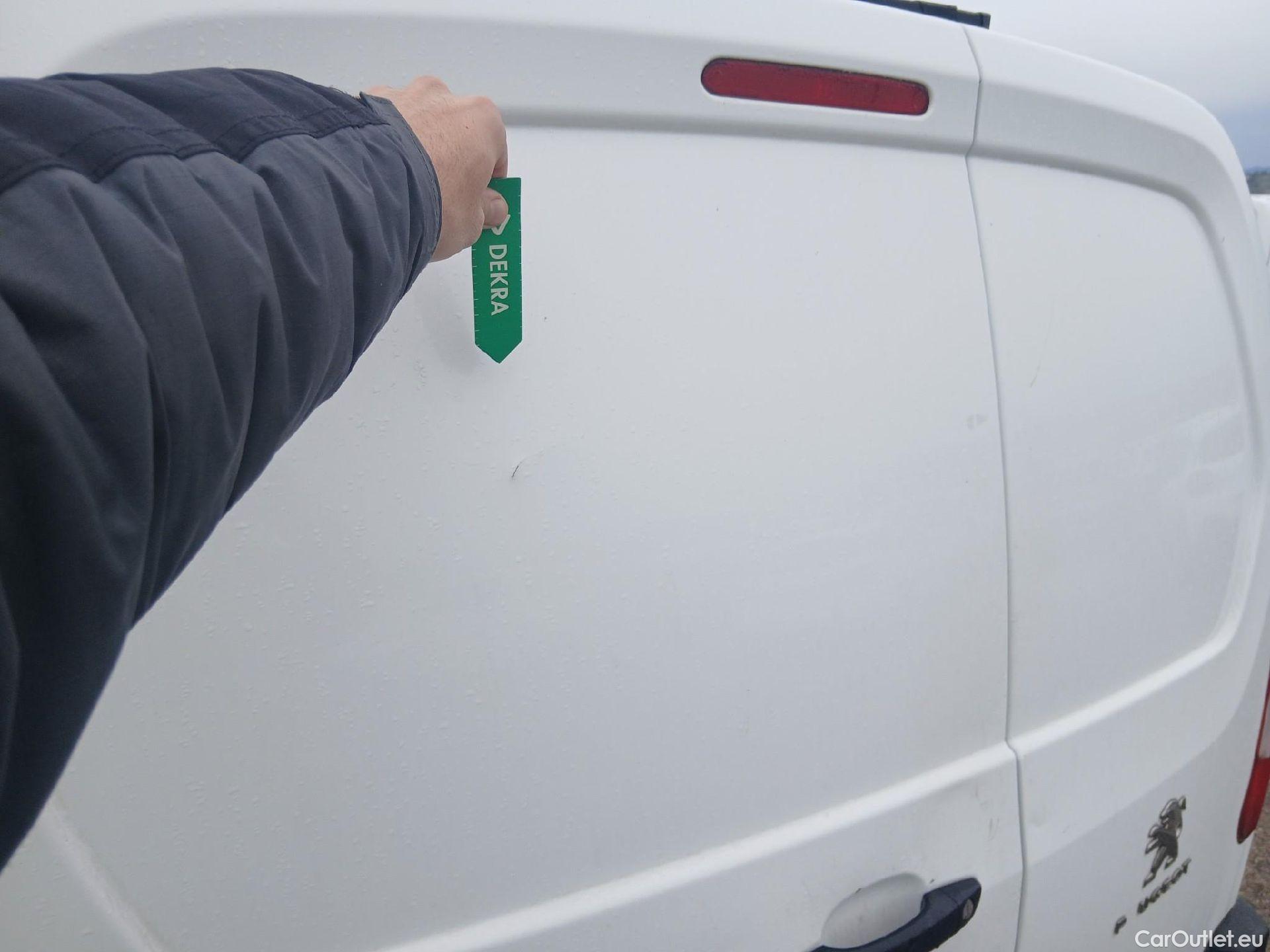  Peugeot  Partner PEUGEOT  / 2018 / 4P / furgón derivado de turismo Premium Standard 600kg BlueHDi 73kW (AC) #14