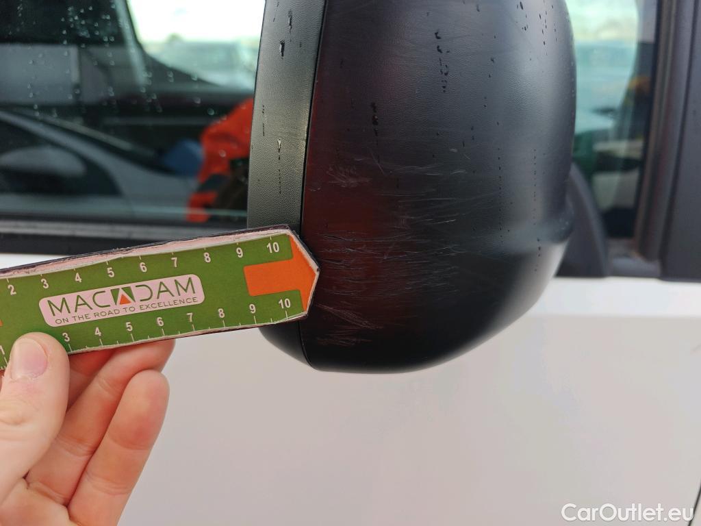  Peugeot  Partner PEUGEOT  / 2018 / 3P / furgón derivado de turismo Pro Standard 600kg BlueHDi 73kW (AC) #81