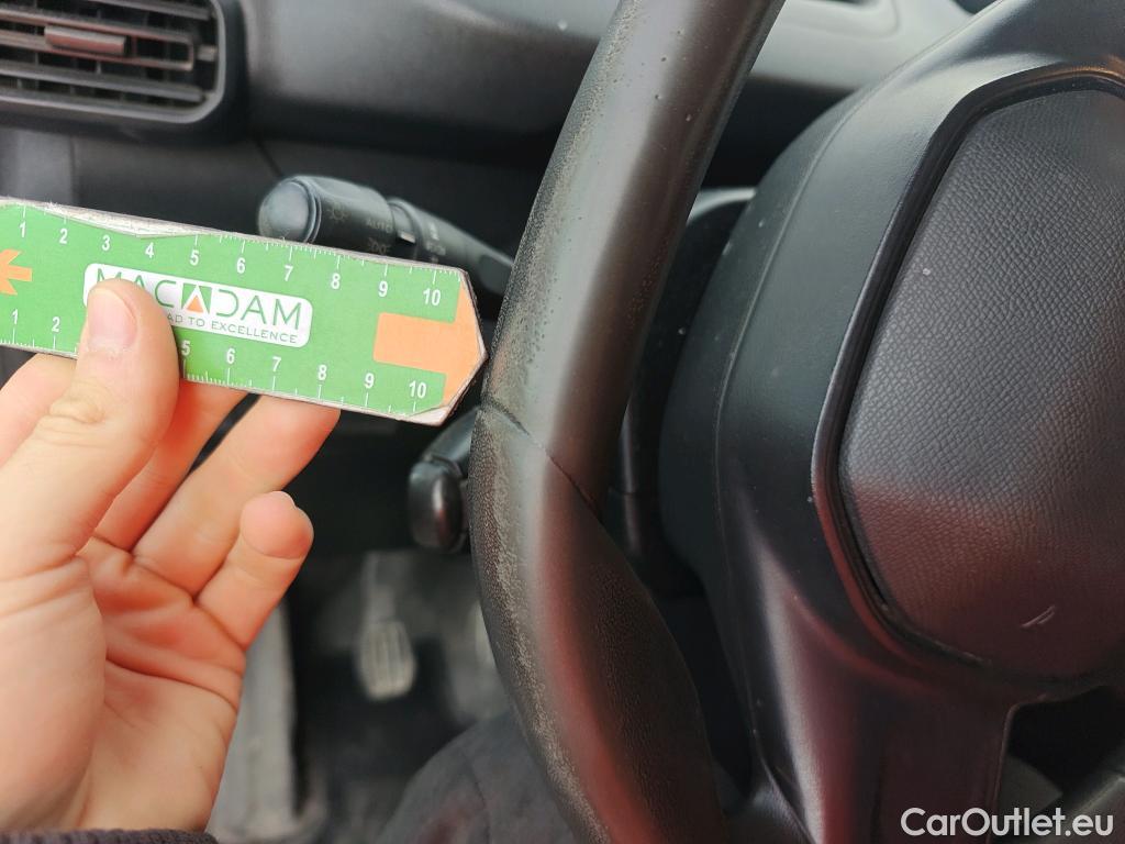  Peugeot  Partner PEUGEOT  / 2018 / 3P / furgón derivado de turismo Pro Standard 600kg BlueHDi 73kW (AC) #68