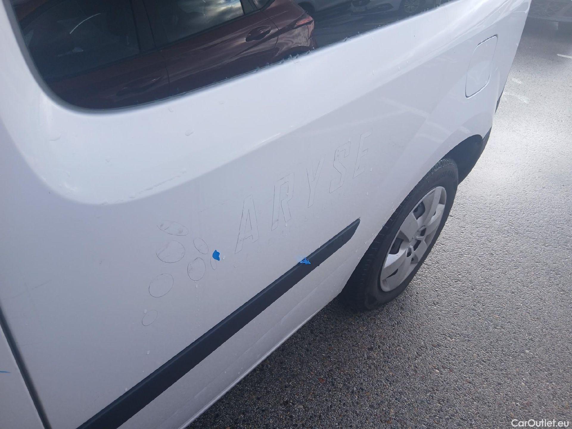  Renault  Kangoo RENAULT  Combi / 2013 / 4P / combi Profesional M1-AF Blue dCi 70 kW (95 CV) #21