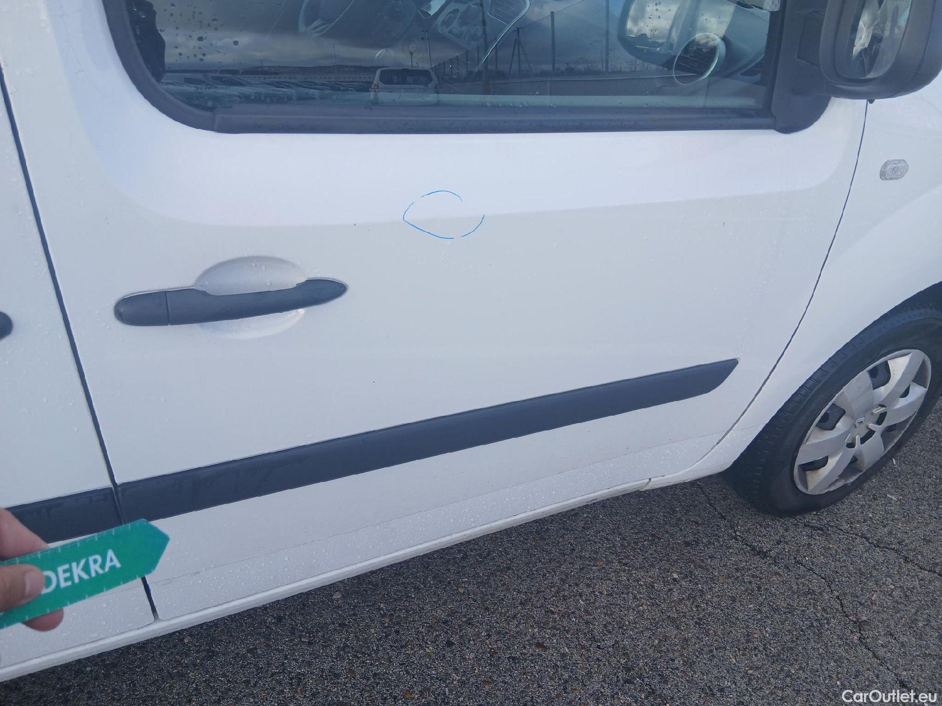  Renault  Kangoo RENAULT  Combi / 2013 / 4P / combi Profesional M1-AF Blue dCi 70 kW (95 CV) #31