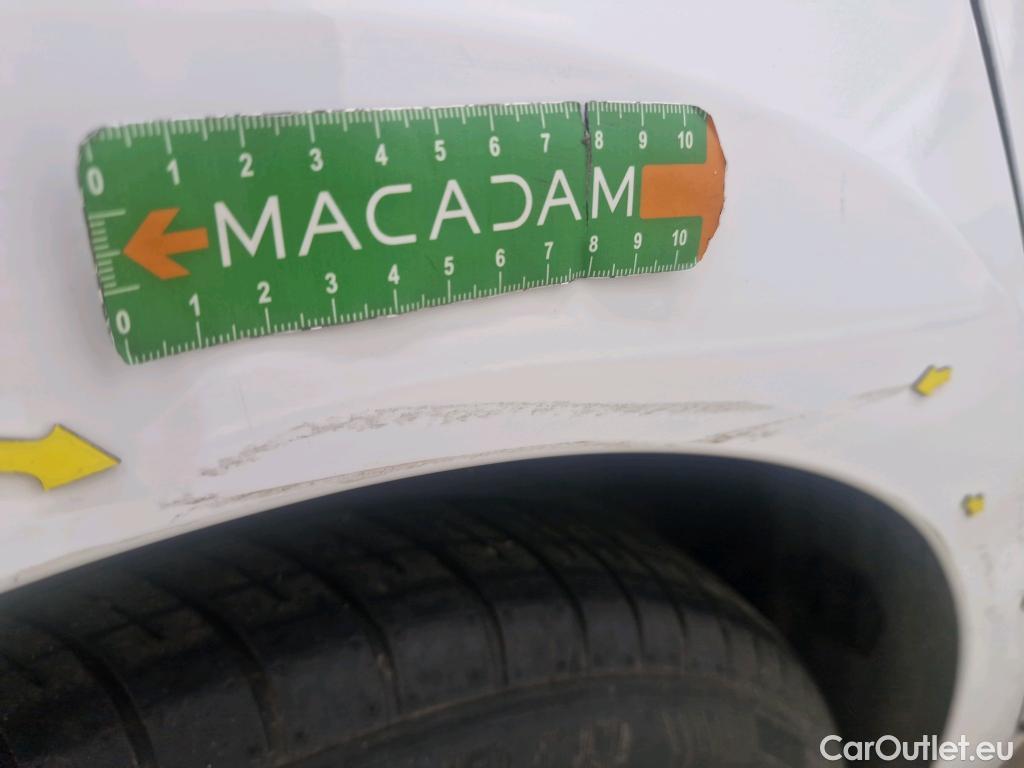  Renault  Clio  IV Air MediaNav 1.5 dCi 75CV BVM5 E6 #23