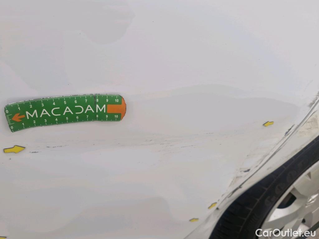  Renault  Clio  IV Air MediaNav 1.5 dCi 75CV BVM5 E6 #8