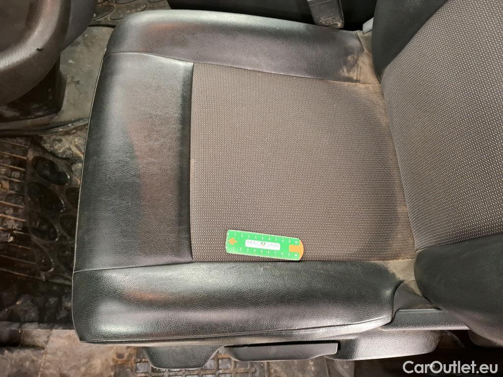  Peugeot  Expert  Fourgon Premium L2 2.0 HDi 120CV BVM6 E6dT #22