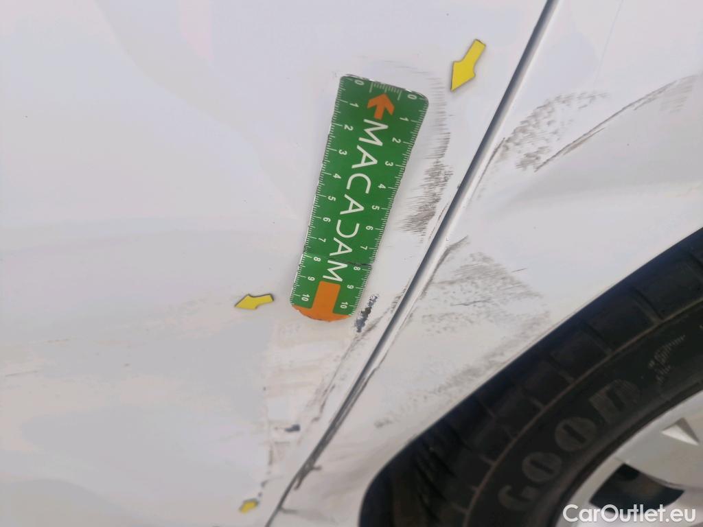  Renault  Clio  IV Air MediaNav 1.5 dCi 75CV BVM5 E6 #14