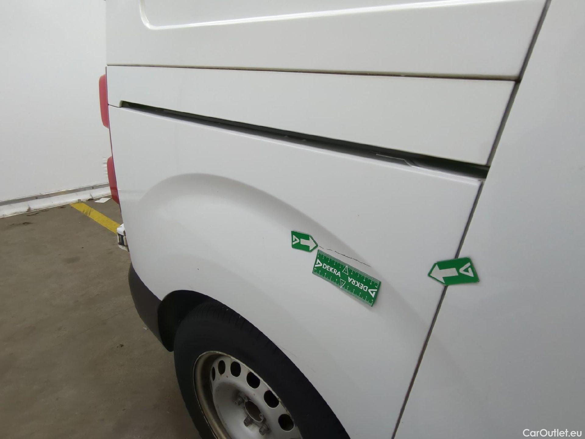  Peugeot  Expert  Fourgon Premium L1 1.5 HDi 100CV BVM6 E6d #15