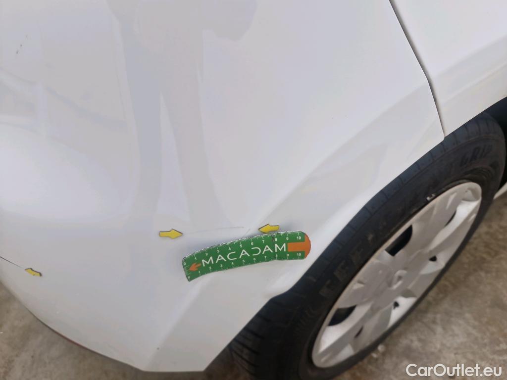  Renault  Clio  IV Air MediaNav 1.5 dCi 75CV BVM5 E6 #41