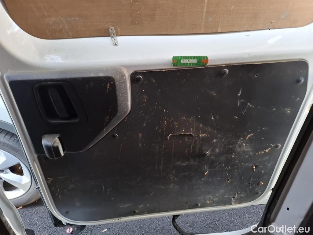  Peugeot  Expert  Fourgon Premium L2 2.0 HDi 120CV BVM6 E6dT #28