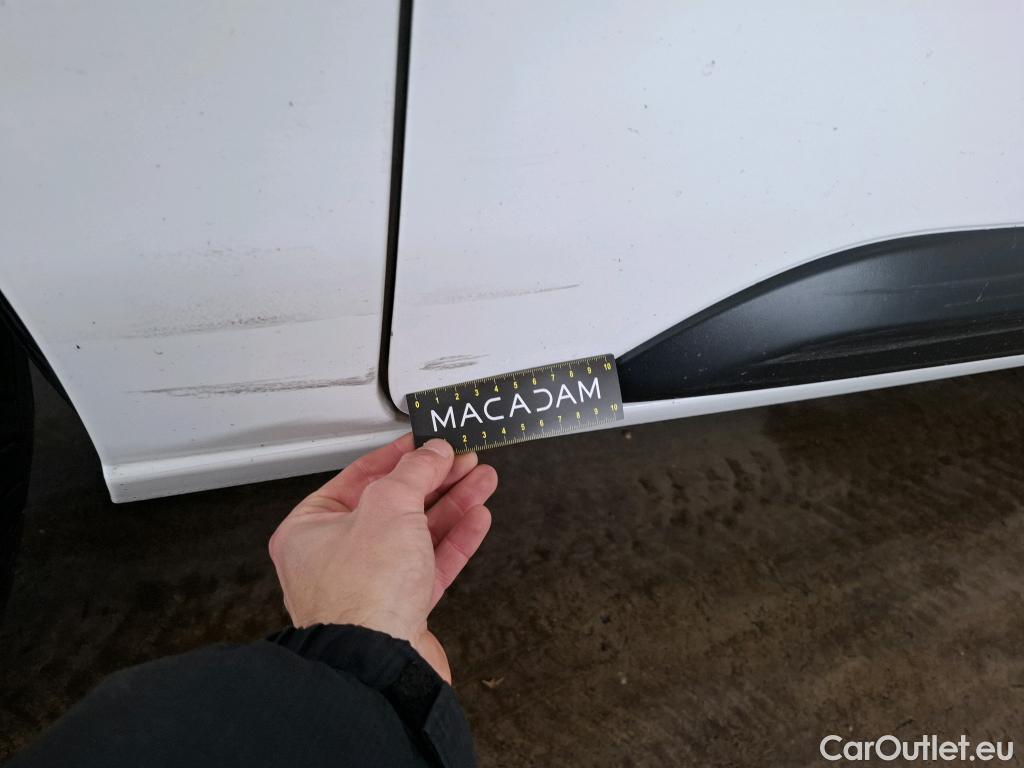  Peugeot  Expert  Fourgon Asphalt L2 2.0 HDi 120CV BVM6 E6dT #31