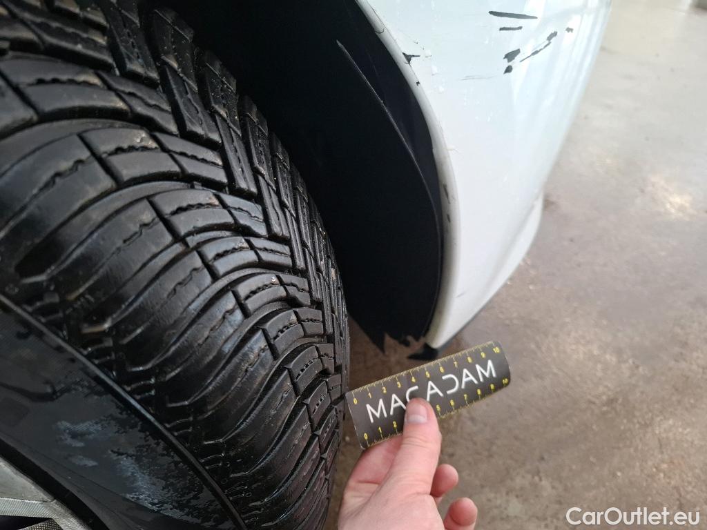  Renault  Clio  IV Air 1.5 dCi 75CV BVM5 E6 #56