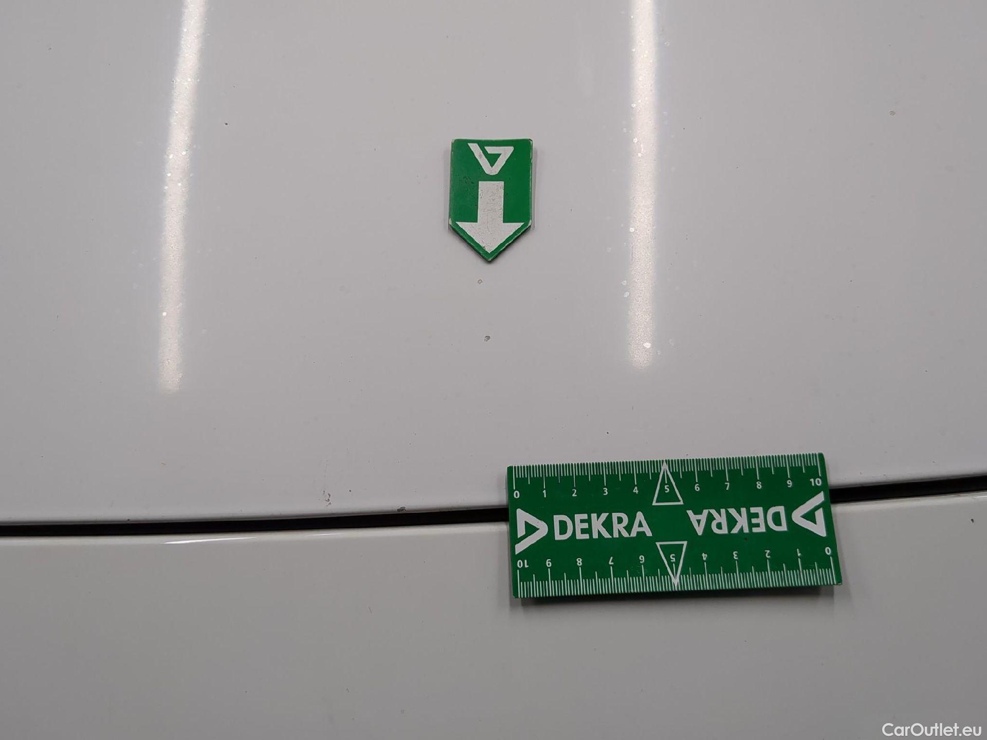  Peugeot  Expert  Fourgon Premium L1 1.5 HDi 100CV BVM6 E6d #31