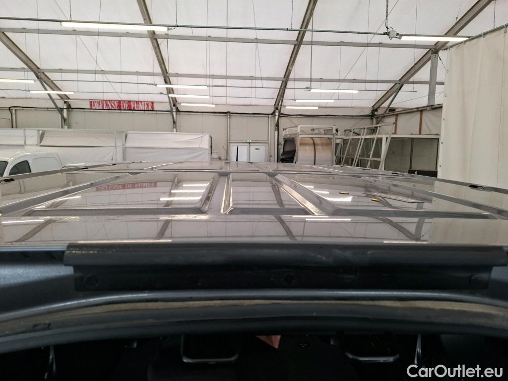  Opel  Vivaro OPEL  / 2019 / 4P / Fourgon tôlé 2.0 Diesel 120 ch Ptac aug L2 Pack clim #9