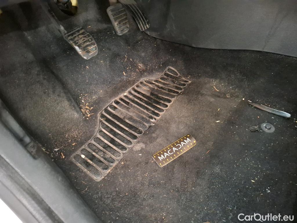  Renault  Clio  IV Air 1.5 dCi 75CV BVM5 E6 #1