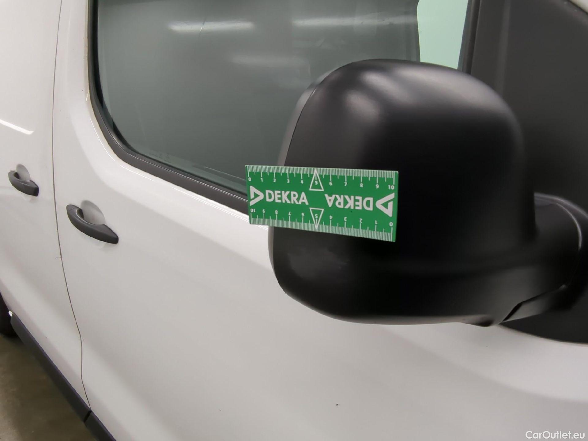  Peugeot  Expert  Fourgon Premium L1 1.5 HDi 100CV BVM6 E6d #39