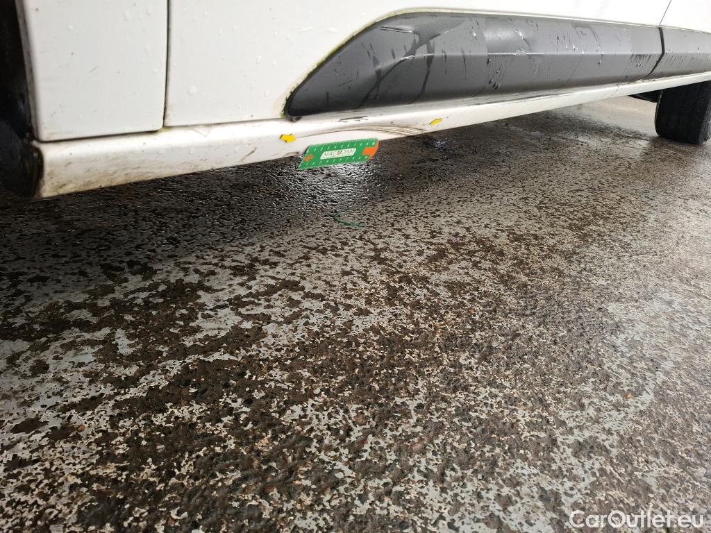  Peugeot  Expert  Fourgon Premium L2 2.0 HDi 120CV BVM6 E6dT #20