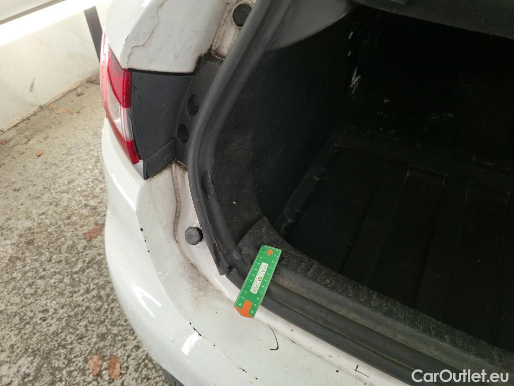  Renault  Clio  IV Air 1.5 dCi 75CV BVM5 E6 #57