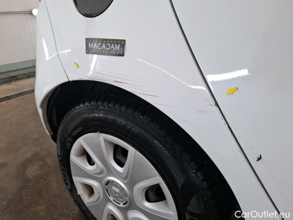  Renault  Clio  IV Air 1.5 dCi 75CV BVM5 E6 #18