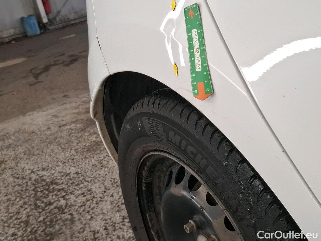  Renault  Clio  IV Air 1.5 dCi 75CV BVM5 E6 #25