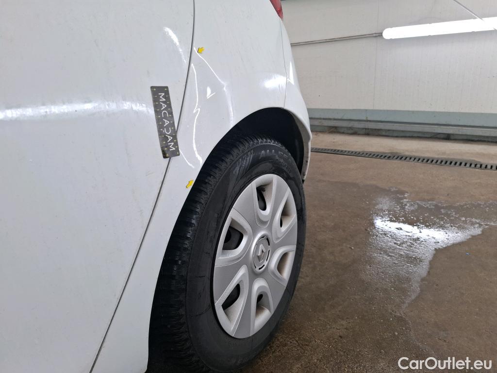  Renault  Clio  IV Air 1.5 dCi 75CV BVM5 E6 #24