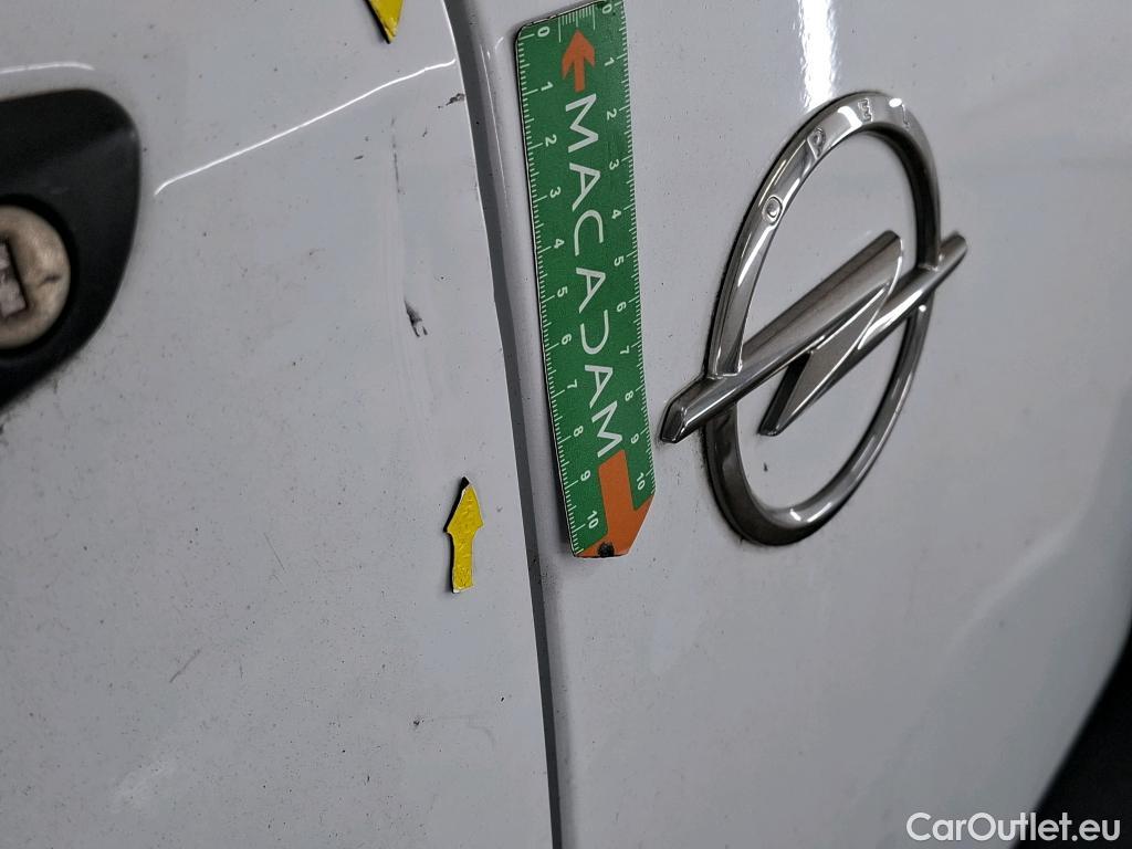  Opel  Combo OPEL  / 2018 / 4P / Fourgonnette 1.5 diesel 100chL1H1/augmen CARGO PACK C #3