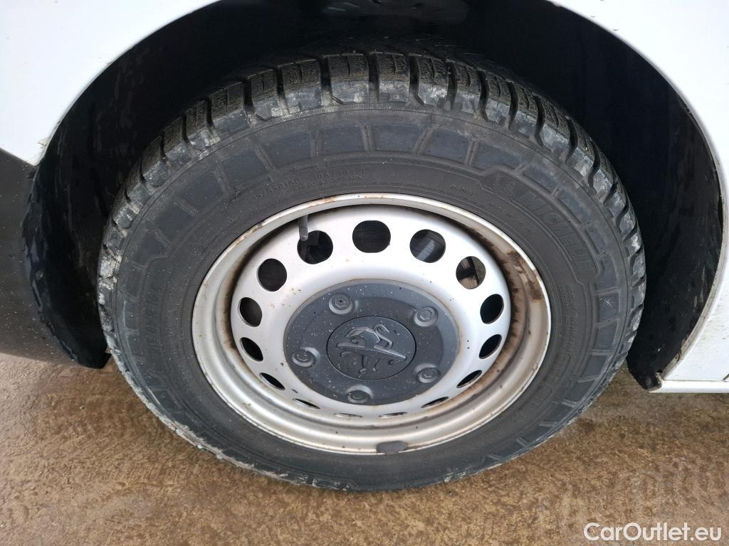  Peugeot  Expert  Fourgon Asphalt L2 2.0 HDi 120CV BVM6 E6dT #9