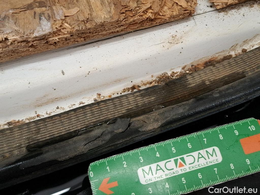  Peugeot  Expert  Fourgon Premium L2 2.0 HDi 120CV BVM6 E6dT #26