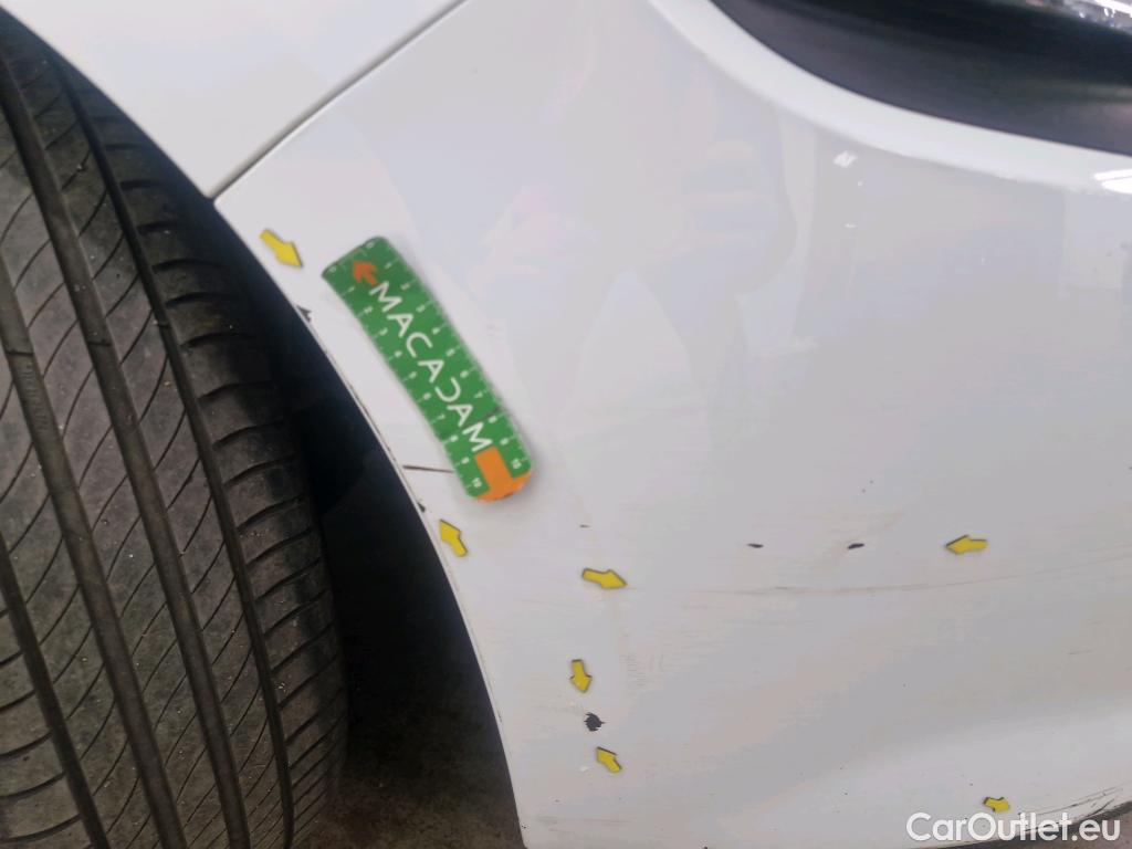  Renault  Clio  IV Air MediaNav 1.5 dCi 75CV BVM5 E6 #48