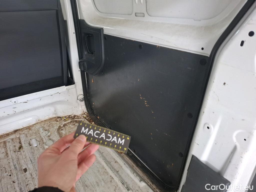  Peugeot  Expert  Fourgon  Fourgon L1H1 Confort 1.6 90CV BVM5 #43