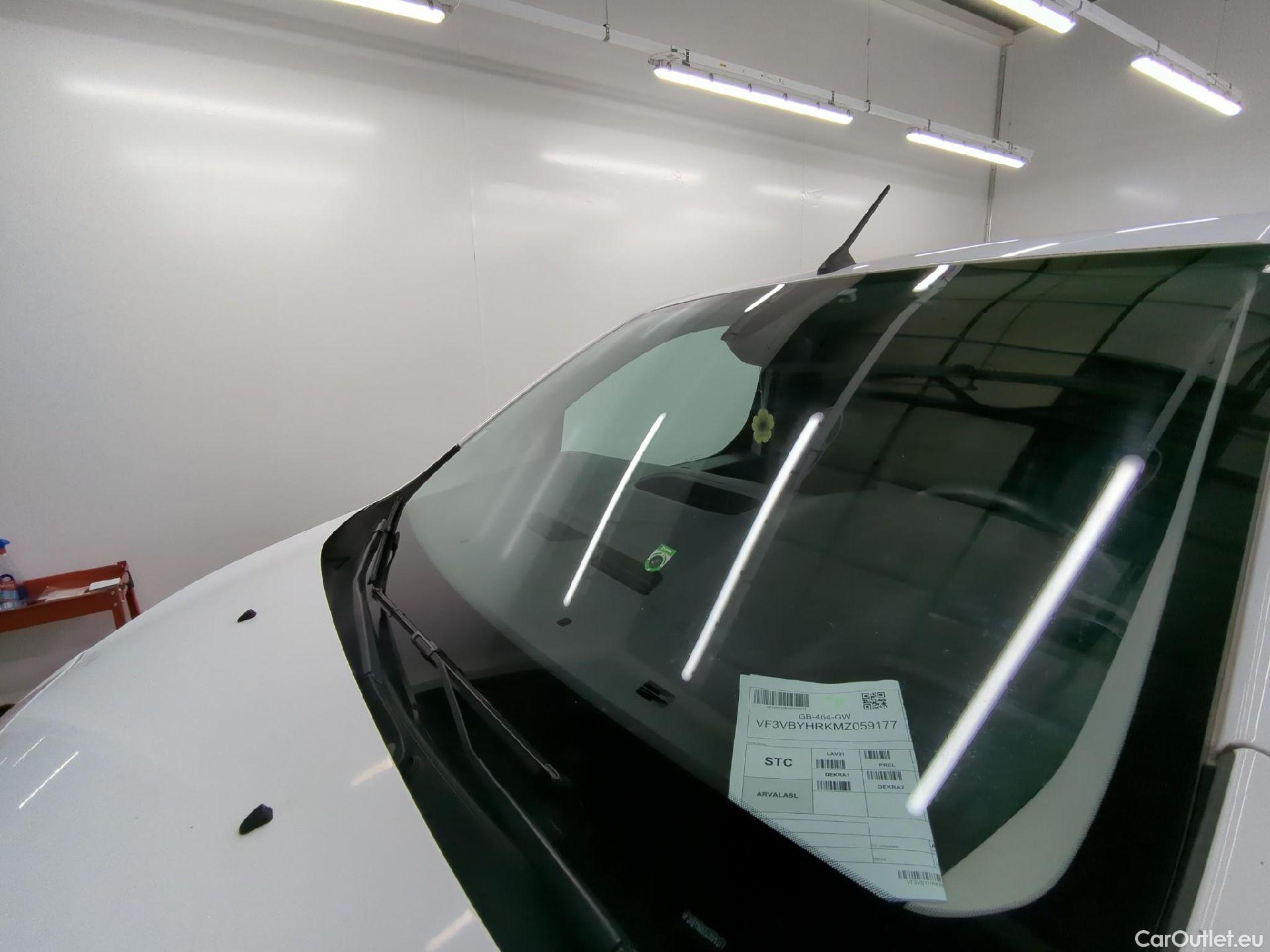  Peugeot  Expert  Fourgon Premium L1 1.5 HDi 100CV BVM6 E6d #43