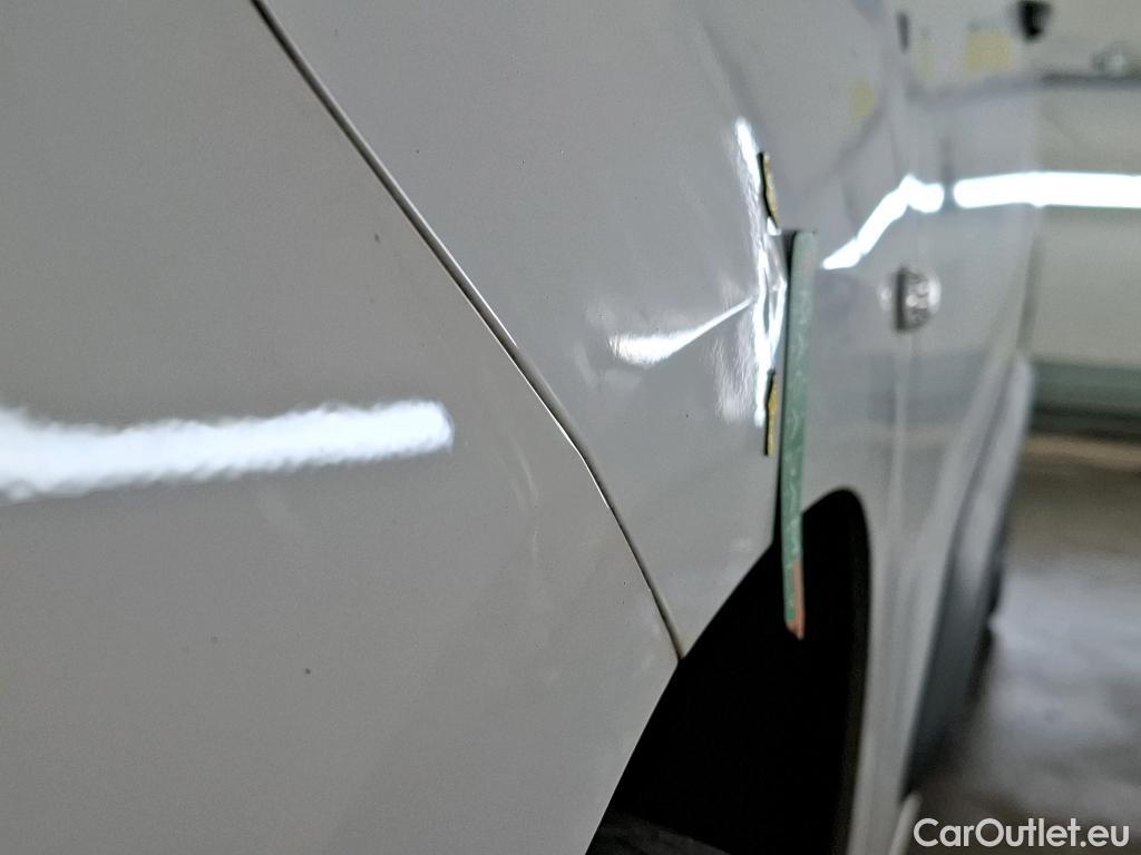  Opel  Combo OPEL  / 2018 / 4P / Fourgonnette 1.5 diesel 100chL1H1/augmen CARGO PACK C #13