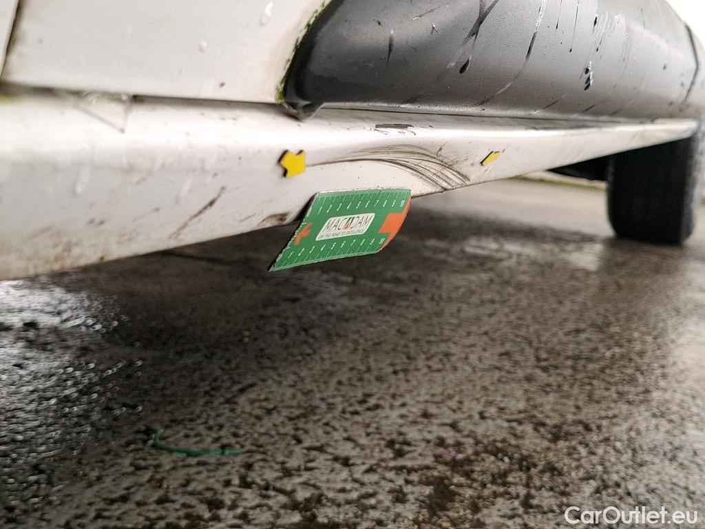  Peugeot  Expert  Fourgon Premium L2 2.0 HDi 120CV BVM6 E6dT #21