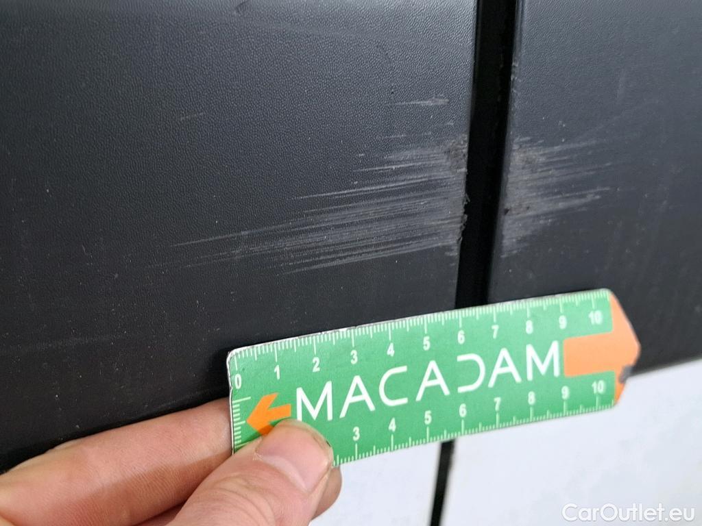  Opel  Combo OPEL  / 2018 / 4P / Fourgonnette 1.5 diesel 100chL1H1/augmen CARGO PACK C #25