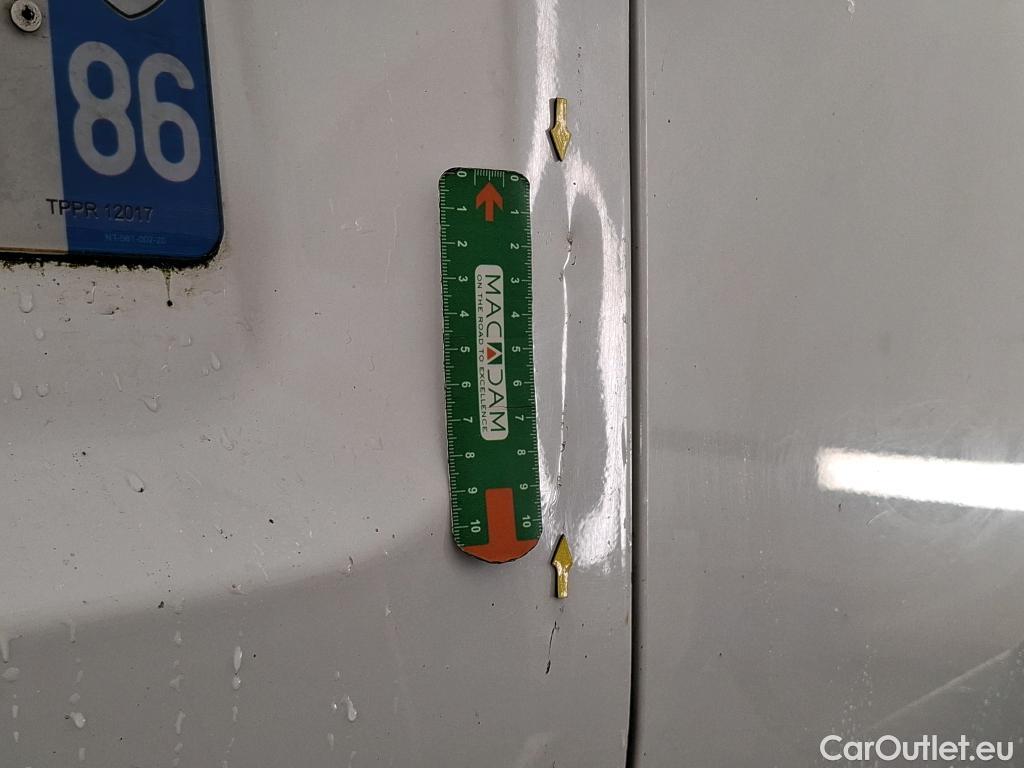  Peugeot  Expert  Fourgon Premium L2 2.0 HDi 120CV BVM6 E6dT #19