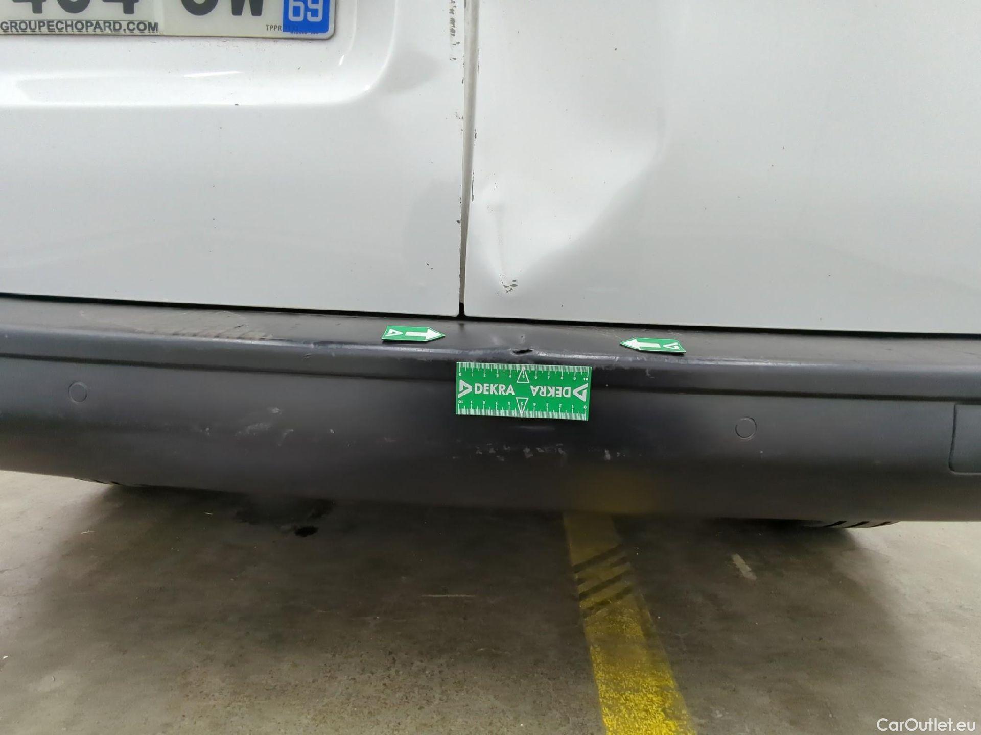  Peugeot  Expert  Fourgon Premium L1 1.5 HDi 100CV BVM6 E6d #12