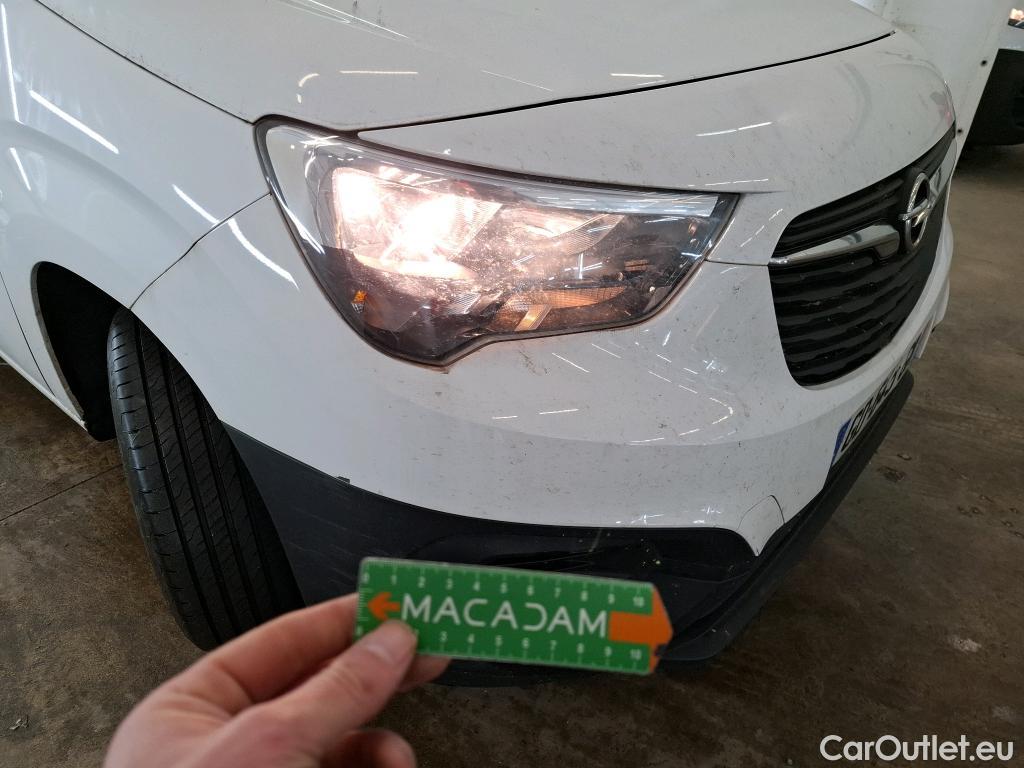  Opel  Combo OPEL  / 2018 / 4P / Fourgonnette 1.5 diesel 100chL1H1/augmen CARGO PACK C #19