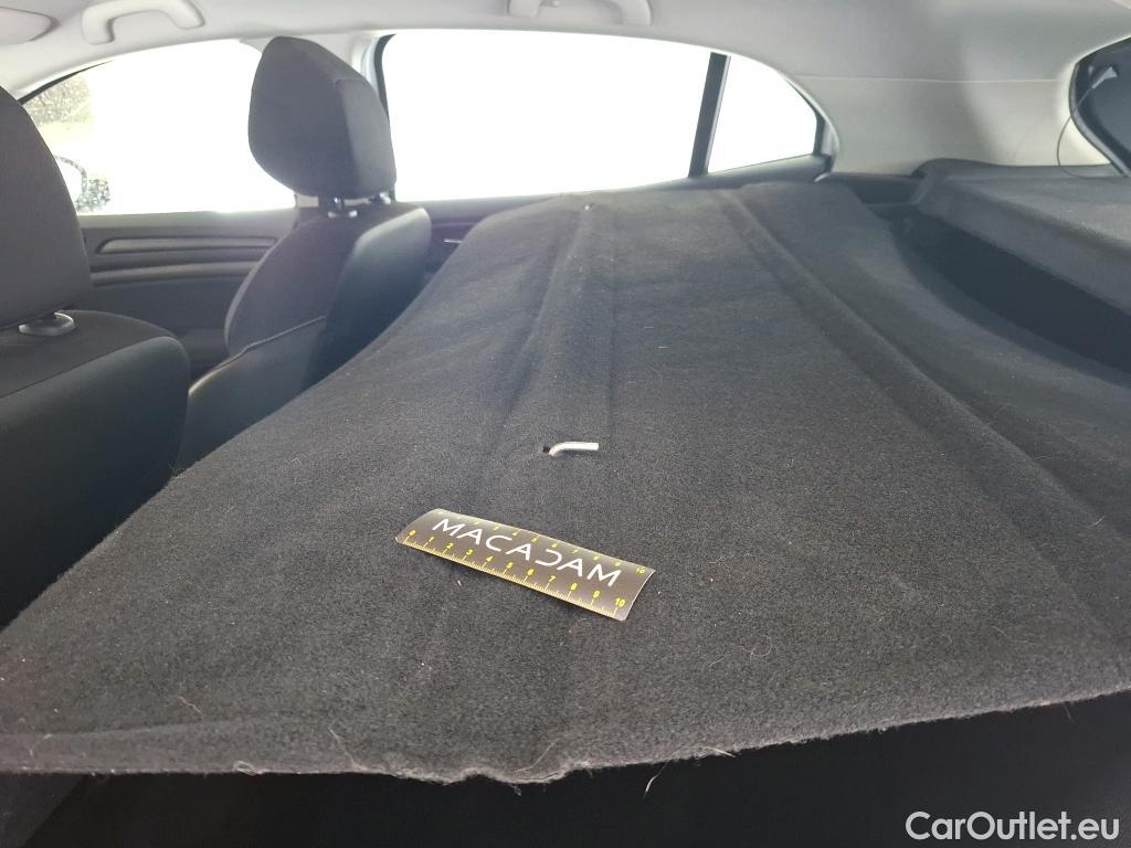  Renault  Megane  IV Berline 5pt. Société Air Nav 1.5 dCi 90CV BVM6 E6 #45