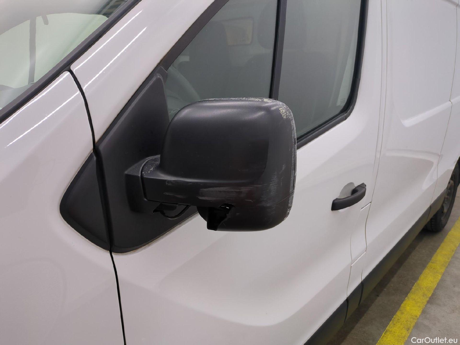  Renault  Trafic  III Fourgon L2H1 1200 Confort 1.6 dCi 120CV BVM6 E6 #45