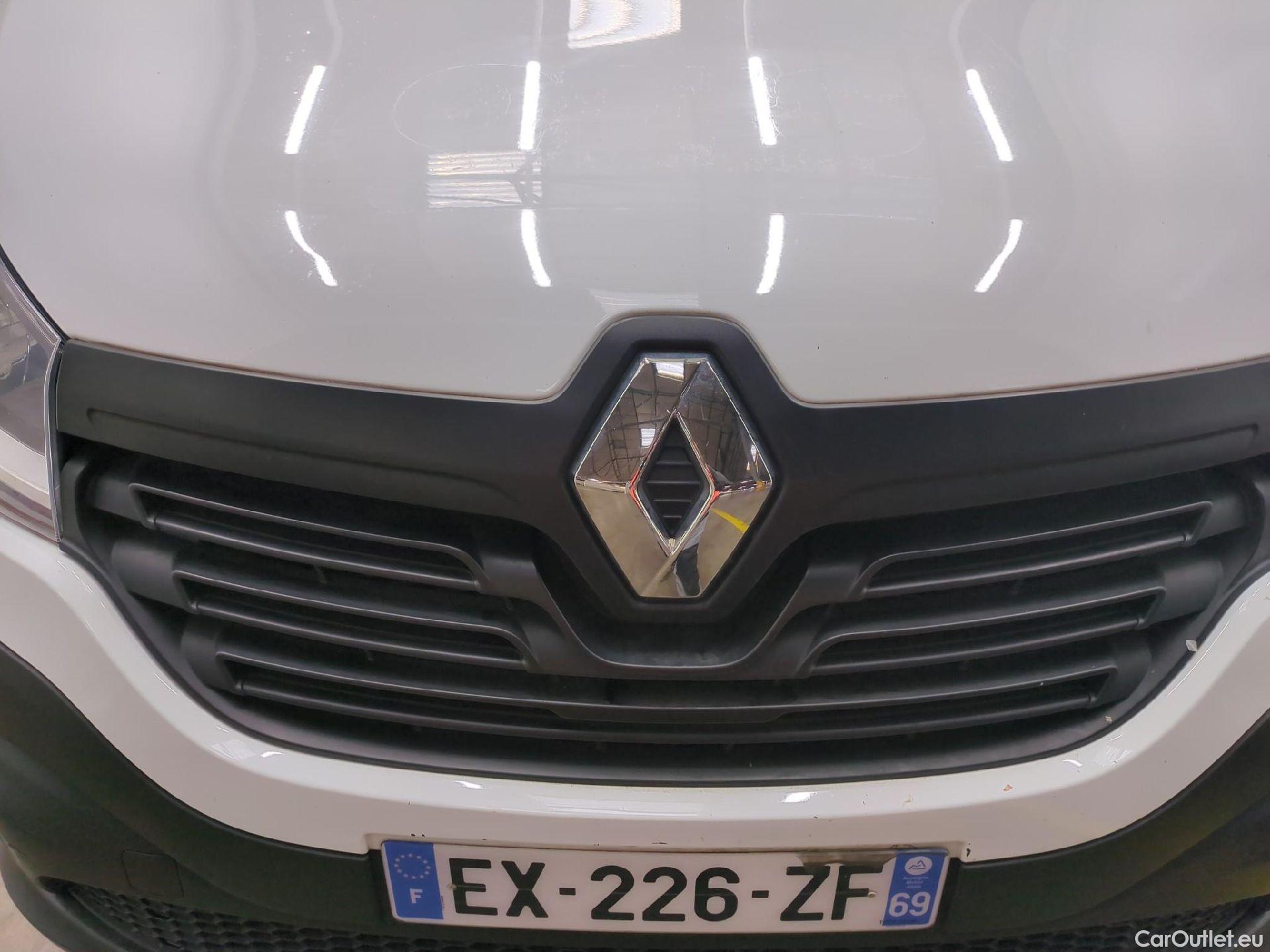  Renault  Trafic  III Fourgon L2H1 1200 Confort 1.6 dCi 120CV BVM6 E6 #111