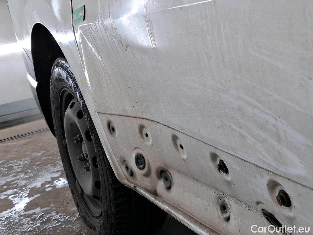  Renault  Trafic RENAULT  / 2019 / 4P / Fourgon tole FG GCF L1H1 1000 dCi 120 #2