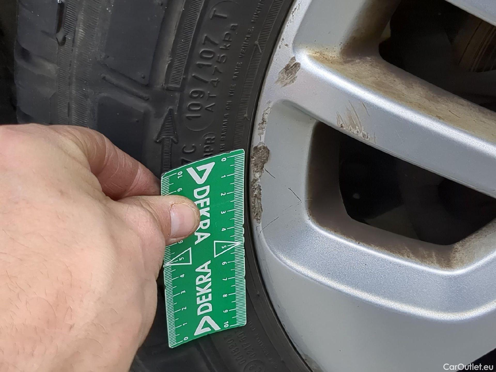  Renault  Trafic  Fourgon L2H1 1300 Confort 1.6 dCi #28