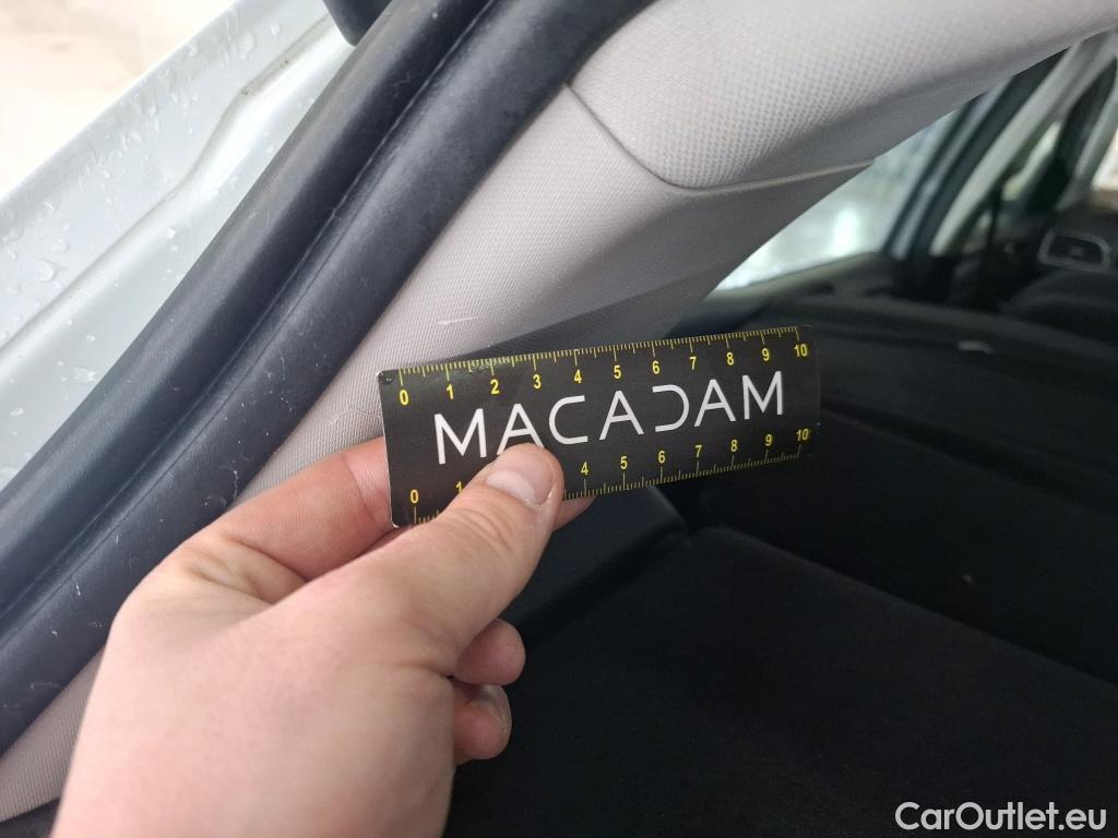  Renault  Megane  IV Berline 5pt. Société Air Nav 1.5 dCi 90CV BVM6 E6 #35