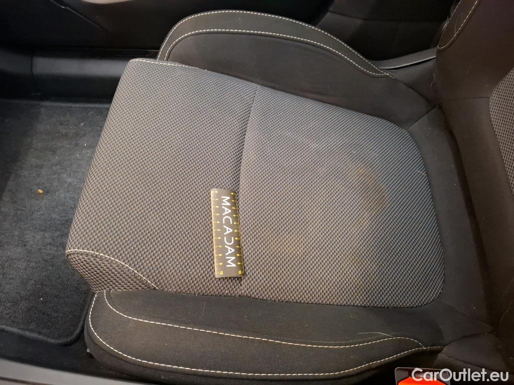  Renault  Megane  IV Berline 5pt. Société Air Nav 1.5 dCi 90CV BVM6 E6 #41