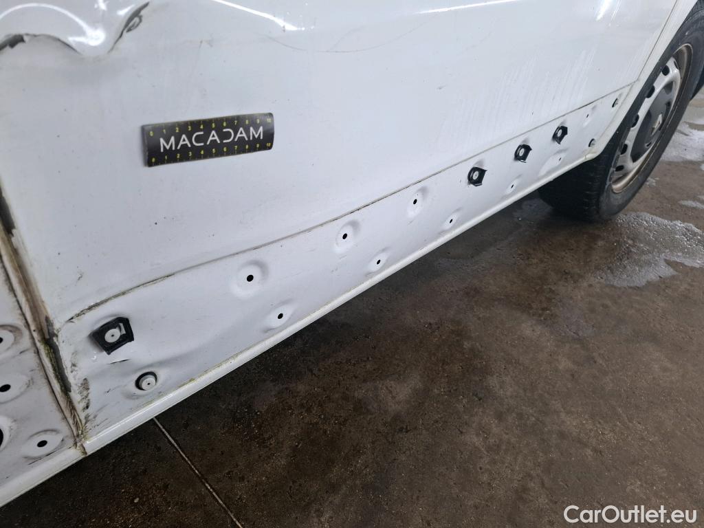  Renault  Trafic  III Fourgon L1H1 1000 Confort 1.6 dCi 95CV BVM6 E6 #33