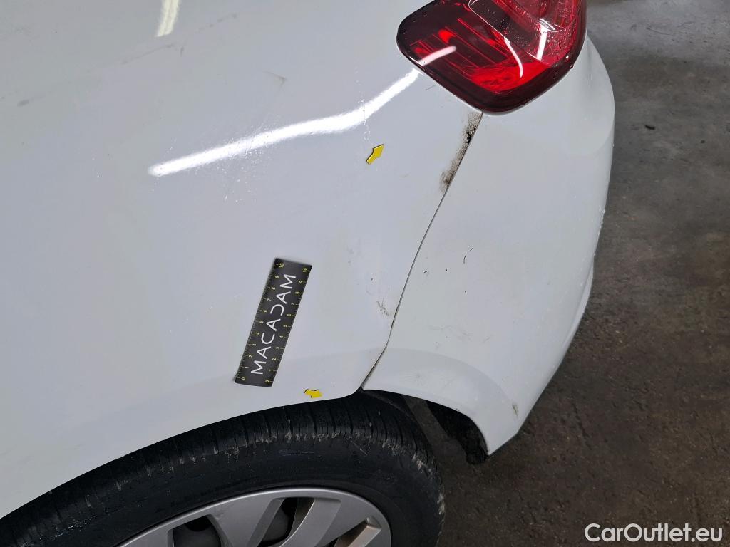  Renault  Megane  IV Berline 5pt. Société Air Nav 1.5 dCi 90CV BVM6 E6 #14