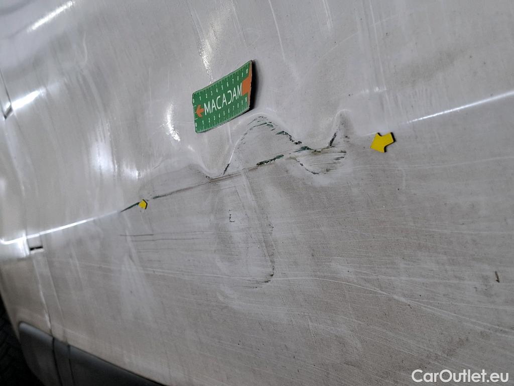  Renault  Trafic RENAULT  / 2019 / 4P / Fourgon tole FG GCF L1H1 1000 dCi 120 #29