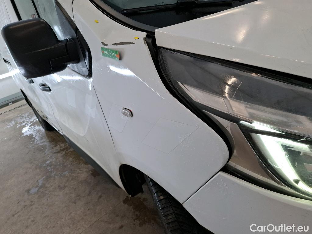  Renault  Trafic RENAULT  / 2019 / 4P / Fourgon tole FG GCF L1H1 1000 dCi 120 #38